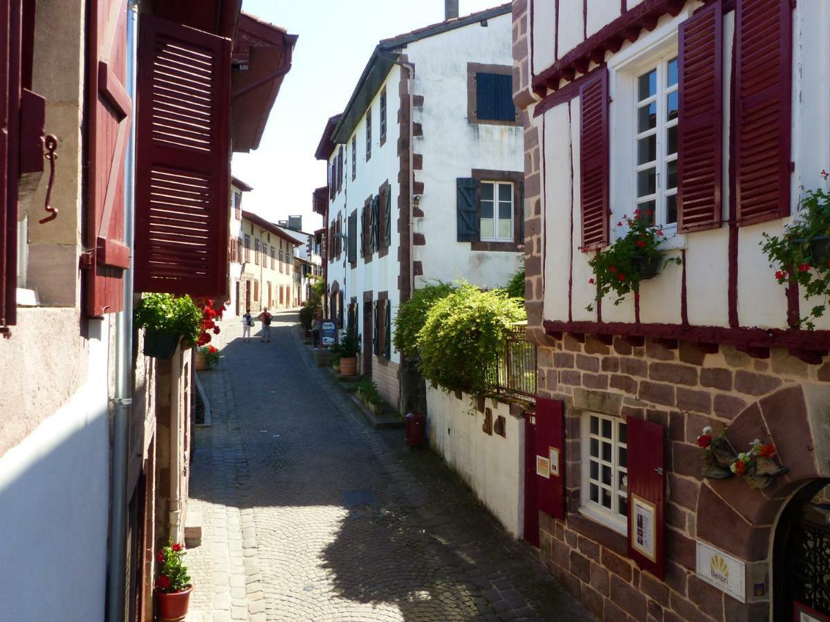 Gite Makila Saint-Jean-Pied-de-Port Exterior foto